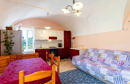 Castellaro Apartamento | Hermoso apartamento para 4 personas con WIFI y mascotas permitida
