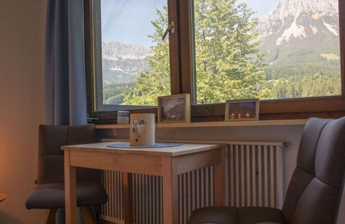Ellmau Apartamento | Precioso apartamento para 2 personas con WIFI, TV, terraza, mascotas permitida y aparcamiento