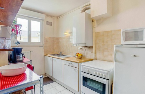 Morbihan Apartamento | Acogedor apartamento para 4 personas con WIFI, TV, balcón, mascotas permitida y aparcamiento