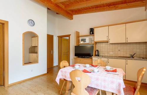Solda Apartamento | Acogedor apartamento con WIFI, TV, terraza, mascotas permitida, vista panorámica y aparcamiento