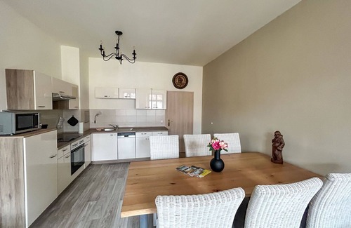 Zittau Apartamento | Precioso apartamento para 6 personas con WIFI, TV, patio y mascotas permitida