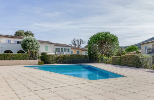 La Mole Apartamento | Precioso apartamento con piscina, WIFI, TV, balcón, mascotas permitida y aparcamiento
