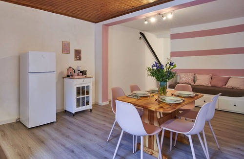 Claino Con Osteno Apartamento | Precioso apartamento para 6 personas con WIFI, TV y mascotas permitida