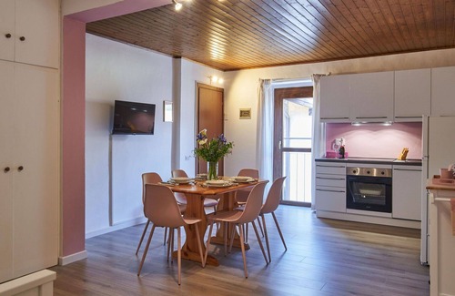 Claino Con Osteno Apartamento | Precioso apartamento para 6 personas con WIFI, TV y mascotas permitida