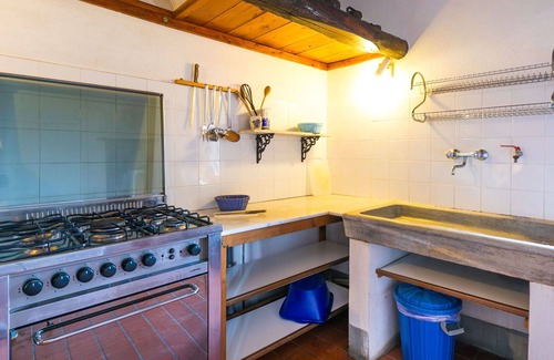 Pescia Apartamento | Hermoso apartamento para 6 personas con piscina, WIFI, TV, patio, mascotas permitida y aparcamiento