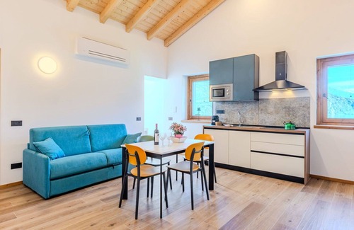 Verceia Apartamento | Hermoso apartamento para 6 personas con A/C, WIFI, TV y terraza