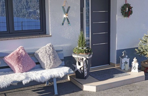Wenns Apartamento | Hermoso apartamento para 6 personas con WIFI, TV, patio, mascotas permitida y aparcamiento