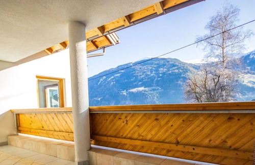 Wenns Apartamento | Hermoso apartamento para 6 personas con WIFI, TV, patio, mascotas permitida y aparcamiento
