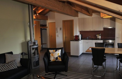 Adelboden Apartamento | Precioso apartamento para 5 personas con WIFI, TV y balcón