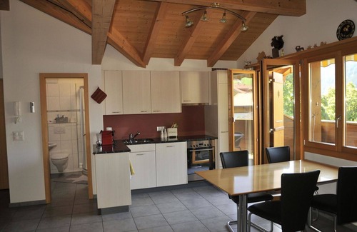 Adelboden Apartamento | Precioso apartamento para 5 personas con WIFI, TV y balcón