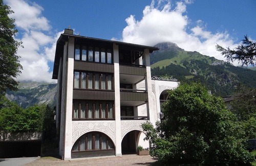 Engelberg Apartamento | Lovely apartment for 4 people with pool, WIFI, TV and balcony