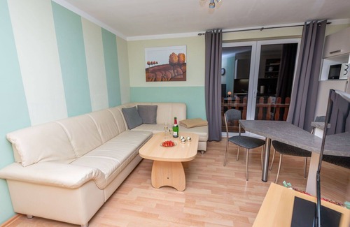 Stangerode Apartamento | Hermoso apartamento para 2 personas con WIFI, TV, patio y aparcamiento