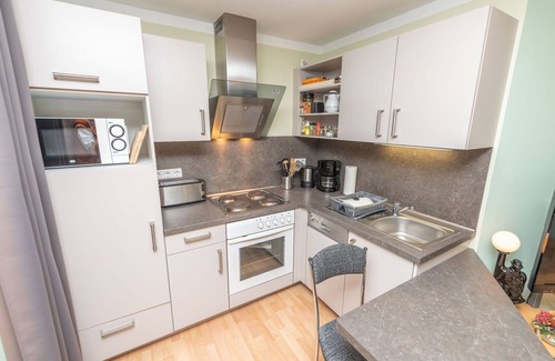 Stangerode Apartamento | Hermoso apartamento para 2 personas con WIFI, TV, patio y aparcamiento