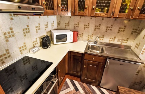 Madesimo Apartamento | Precioso apartamento para 4 personas con WIFI, TV, balcón, mascotas permitida y aparcamiento