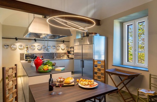 Populonia Otro | Hermoso apartamento para 10 personas con WIFI, A/C, TV, vista panorámica y aparcamiento