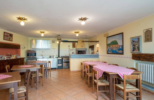 Valloria Apartamento | Precioso apartamento con A/C, piscina, WIFI, bañera de hidromasaje, TV, patio y aparcamiento