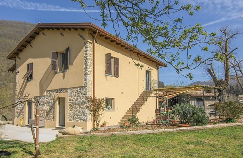 Arlia Apartamento | Precioso apartamento en Fivizzano con.