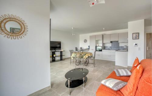 La Tremblade Apartamento | Lovely Apartment In La Tremblade