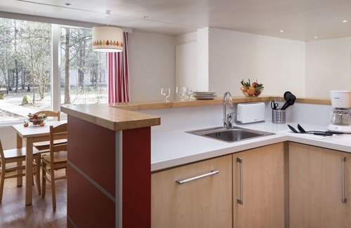 Pullay Casa | Precioso apartamento en villa para 6 personas con jacuzzi, WIFI, piscina, TV, terraza y aparcamiento