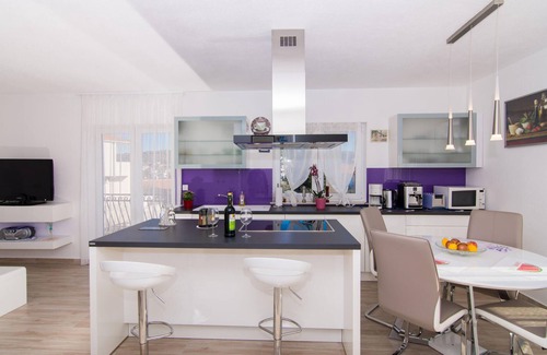 Businci Apartamento | Precioso apartamento en Okrug Gornji