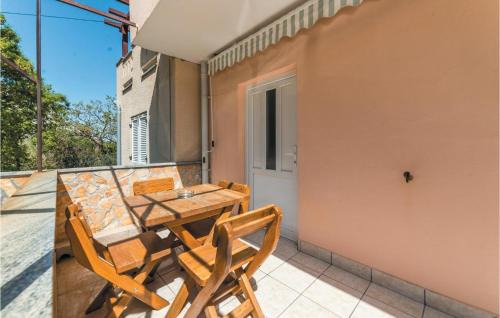 Bosana Apartamento | Lovely Apartment In Bosana With Wifi