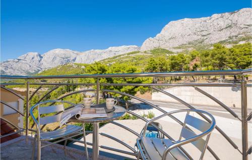 Bratus Apartamento | Lovely Apartment In Krvavica With Wifi