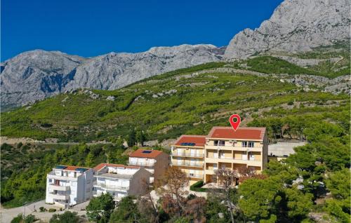 Bratus Apartamento | Lovely Apartment In Krvavica With Wifi