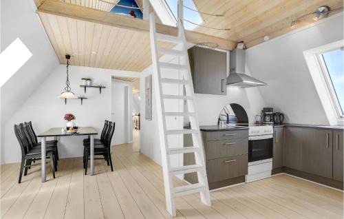 Nr. Lyngby Strand Apartamento | Lovely Apartment In Løkken With Wifi