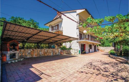 Lovran Apartamento | Lovely Apartment In Lovran With Wifi