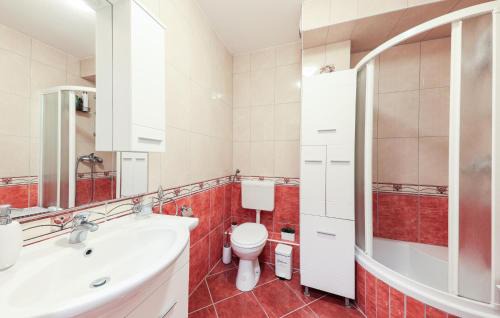 Dugis Apartamento | Lovely Apartment In Makarska With Wifi
