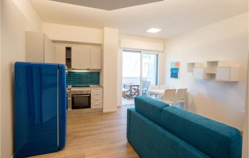 Pineto Apartamento | Lovely Apartment In Pineto With Kitchen