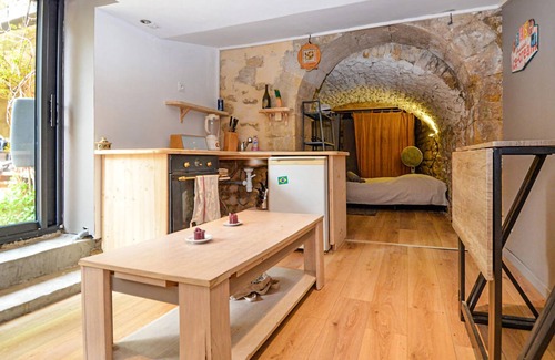 Pujaut Apartamento | Precioso apartamento en Pujaut con WiFi