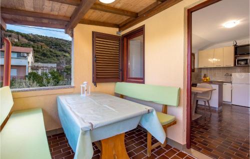 Supetarska Draga Apartamento | Lovely Apartment In Rab With Kitchen