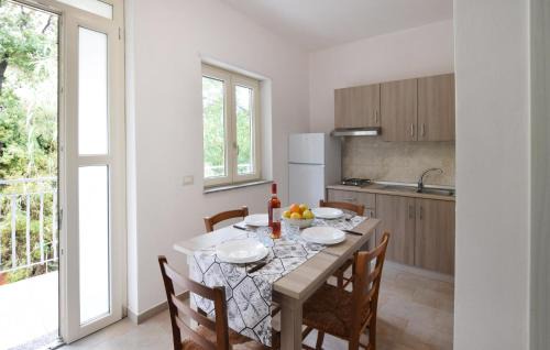 Santa Maria Apartamento | Lovely Apartment In Ricadi