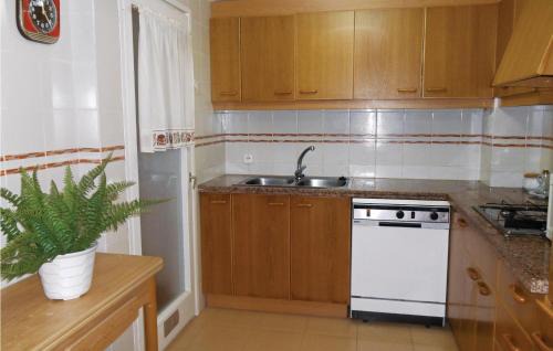 Tossa de Mar Apartamento | Lovely Apartment In Tossa De Mar