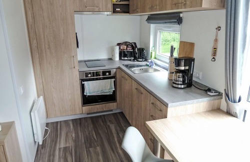 Wemding Casa | Hermoso apartamento en villa para 4 personas con WIFI, A/C, TV, terraza y mascotas permitida