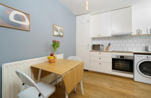 Victoria Apartamento | Lovely Apartment in Victoria Park Village