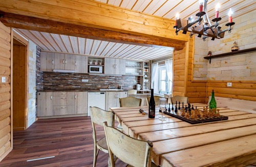 Rokytnice nad Jizerou Villa | Precioso apartamento en villa con WIFI, TV, patio, mascotas permitida y vista panorámica