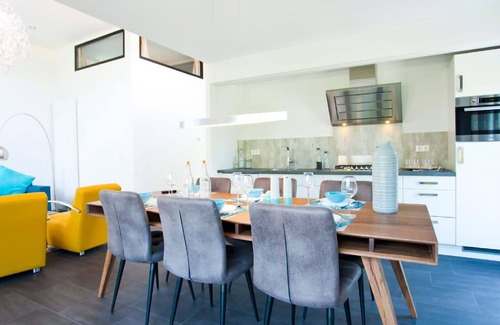 Noordoostelijk van Schaarsbergen Casa | Bonito apartamento en villa para 6 personas con WIFI, piscina, TV, terraza y aparcamiento