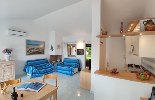Palau Casa | Bonito apartamento en villa con A/C, WIFI, piscina, TV, terraza, vista panorámica y aparcamiento