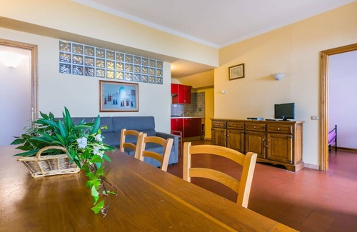 San Baronto Apartamento | Apartamento con WIFI, piscina, TV, terraza, mascotas permitida, vista panorámica, aparcamiento