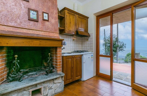 San Baronto Apartamento | Acogedor apartamento para 2 personas con WIFI, piscina, TV, terraza y mascotas permitida