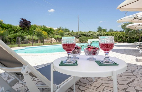 Montoro Villa | Acogedor apartamento en villa con piscina, jacuzzi, WIFI, A/C, TV, vista panorámica, aparcamiento