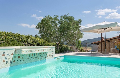 Montoro Villa | Acogedor apartamento en villa con piscina, jacuzzi, WIFI, A/C, TV, vista panorámica, aparcamiento