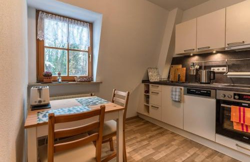 Sudstadt Apartamento | Lovely Apartment Quiet, bright, generous for two, private parking