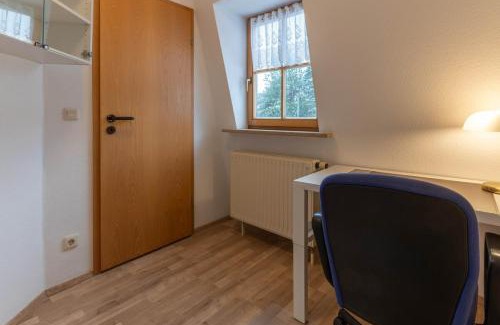 Sudstadt Apartamento | Lovely Apartment Quiet, bright, generous for two, private parking
