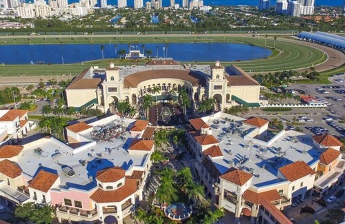 Hallandale Beach Apartamento | Lovely Apartment 10mins From Beach, 2mins to Mall