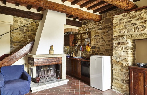 Capolona Apartamento | Bonito apartamento con WIFI, piscina, TV, vista panorámica, aparcamiento, cerca de Arezzo