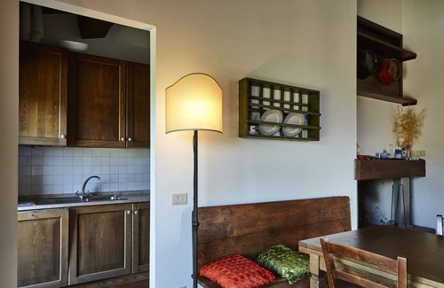 Capolona Apartamento | Acogedor apartamento con piscina, WIFI, TV, vista panorámica, aparcamiento, cerca de Arezzo