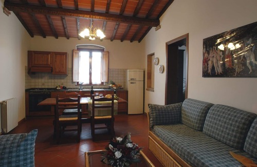 Montaione Apartamento | Apartamento con piscina, WIFI, A/C, TV, mascotas permitida, aparcamiento, cerca de San Gimignano